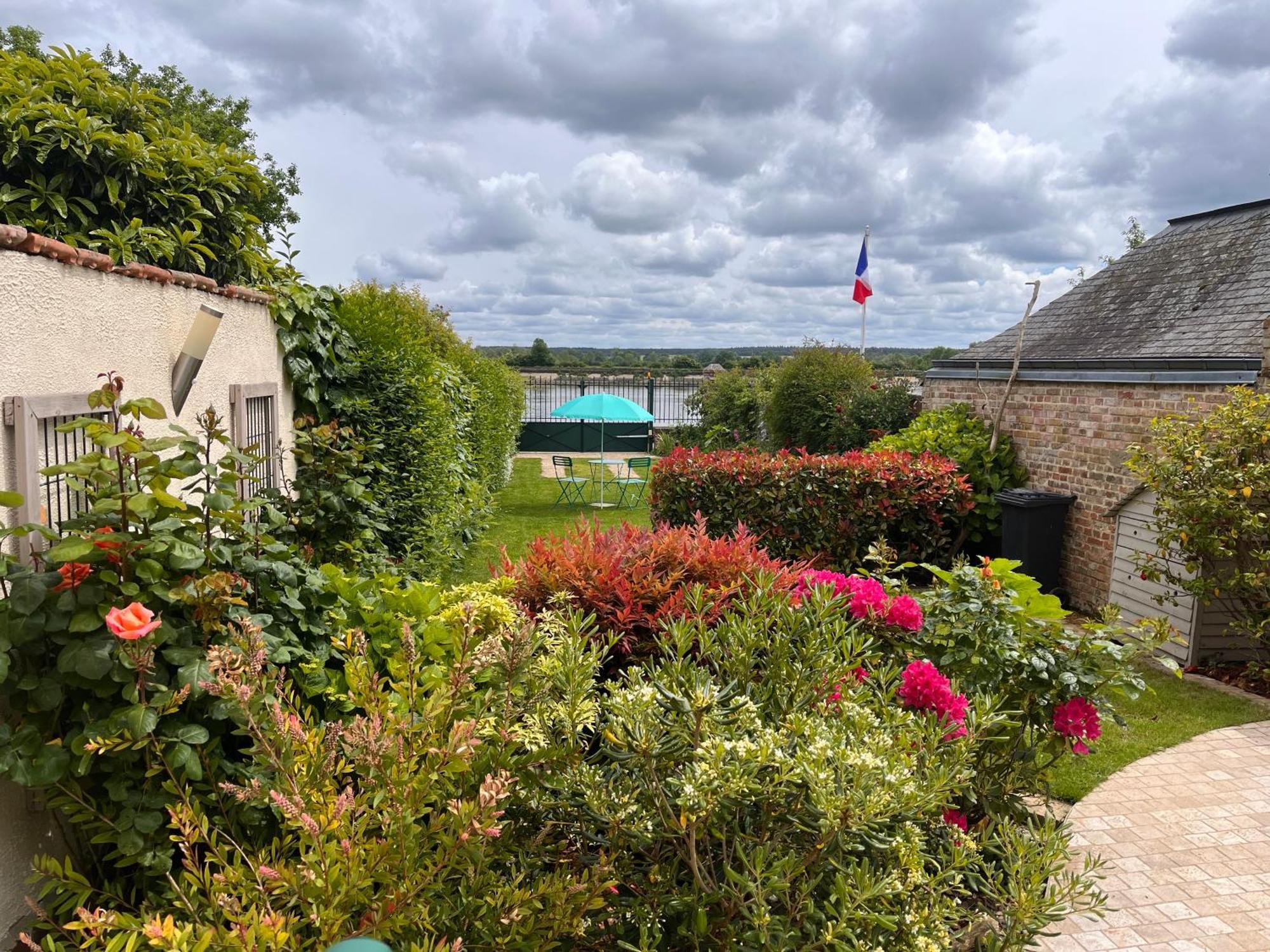 Gite La Fleur De Seine Villequier ภายนอก รูปภาพ